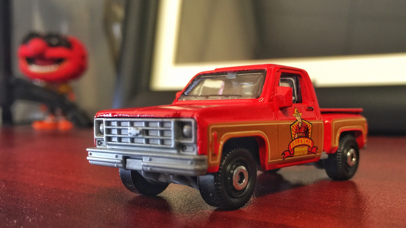 Illustration for article titled MB Farm 5 Pack 1975 Chevy Stepside